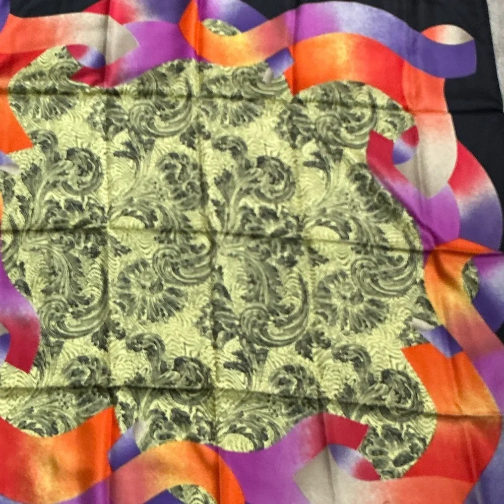 Vintage Gianni Versace Multicolor Scarf - Picture 3 of 3